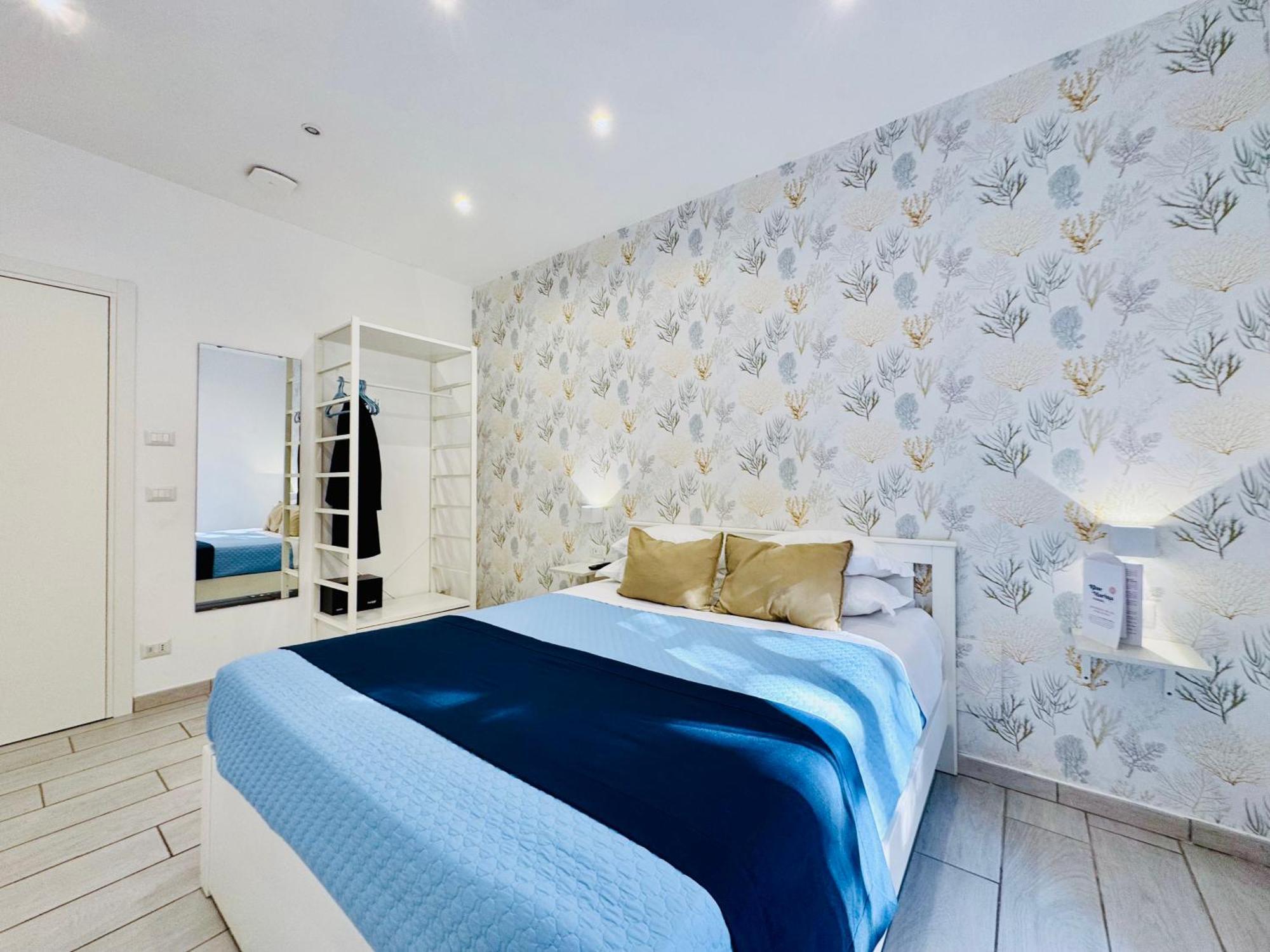Yourhome - Blue Marina Rooms Сорренто Экстерьер фото