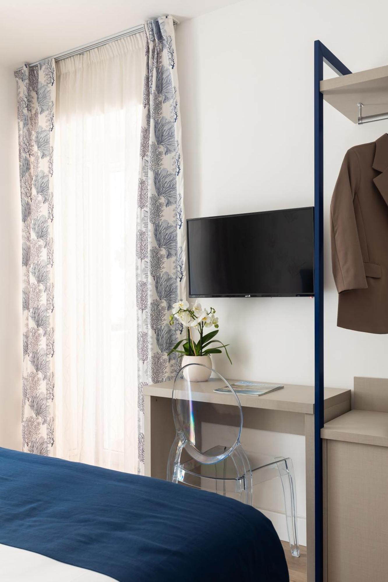 Yourhome - Blue Marina Rooms Сорренто Экстерьер фото